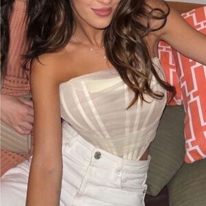 Chic Strapless Cream Bodysuit